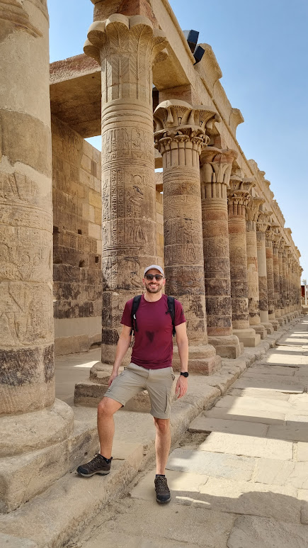 Eu já começando a derreter com o calor - Templo Philae :)